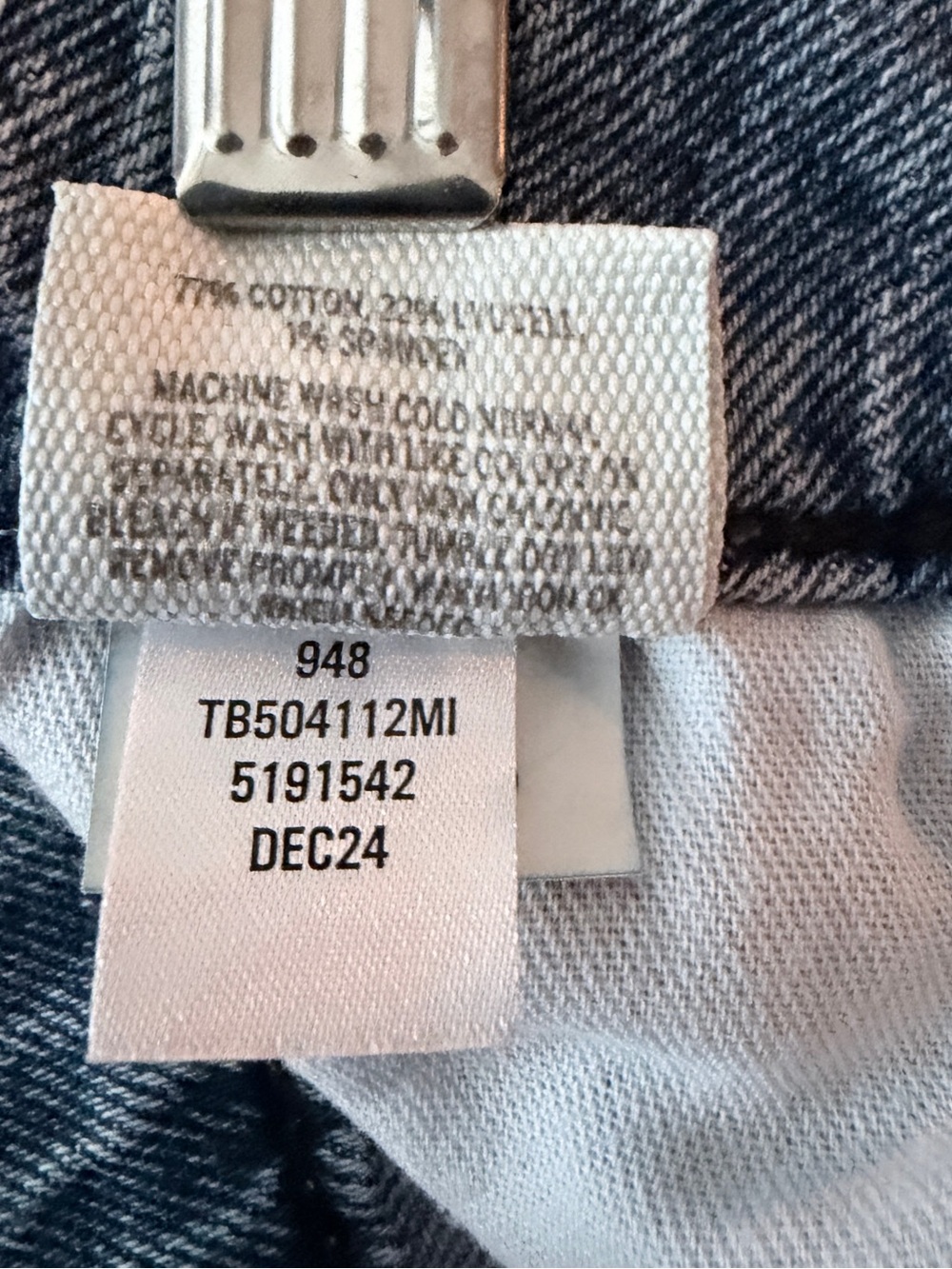 Treasure & Bond Light Blue Mid Rise Ankle Straight Jeans - Picture 6 of 8